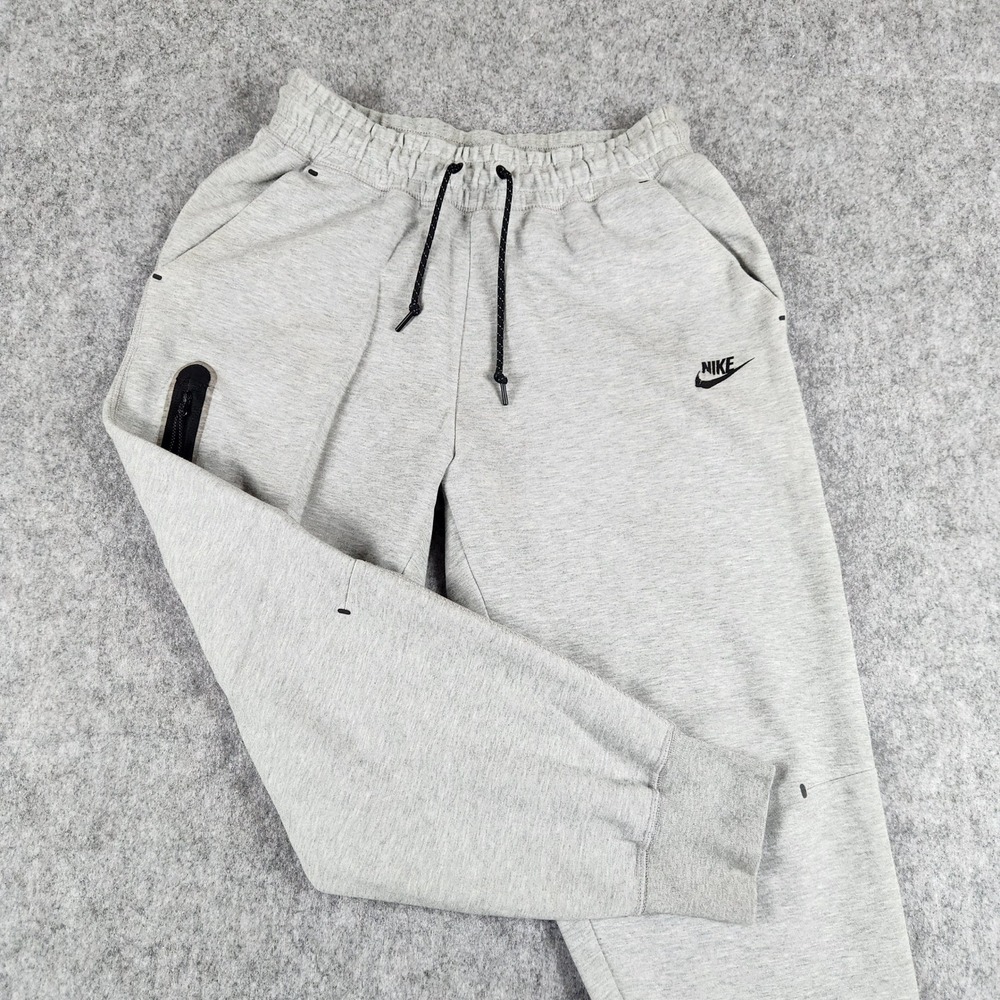 Nike Tech Fleece Joggers Women L Gray Athletic Sportswear Tapered CW4293-063